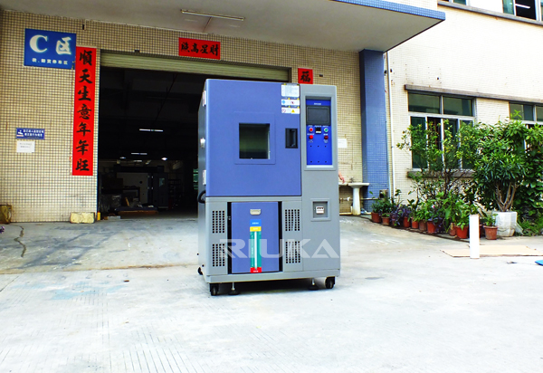 高低溫交變濕熱試驗箱-瑞凱儀器2 高低溫交變濕熱試驗箱-瑞凱儀器2