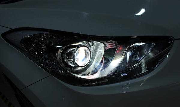 車(chē)燈溫濕度循環(huán)檢測(cè)2