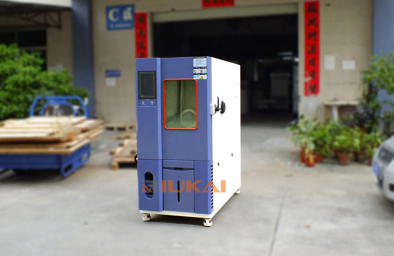 高低溫交變濕熱試驗箱