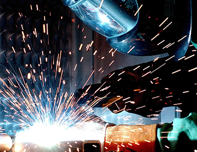 恒溫恒濕試驗箱廠家焊接技術的重要性