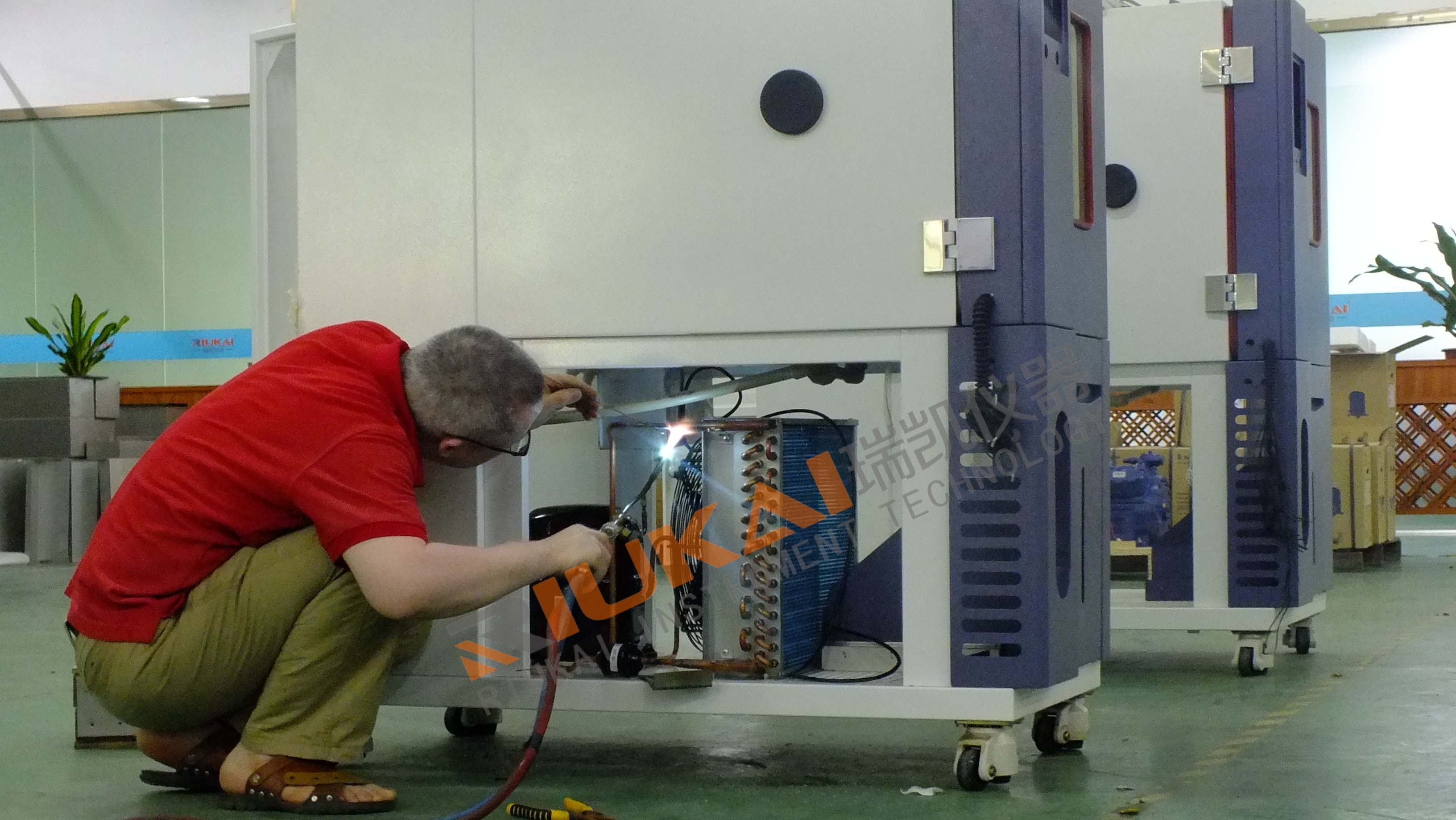 恒溫恒濕試驗(yàn)箱廠家&mdash;瑞凱儀器