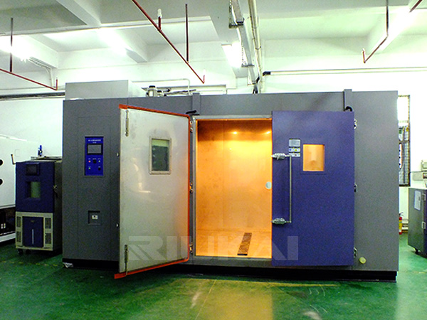 步入式高低溫濕熱試驗箱